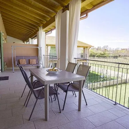 Relax Tra E Terme Apartment *