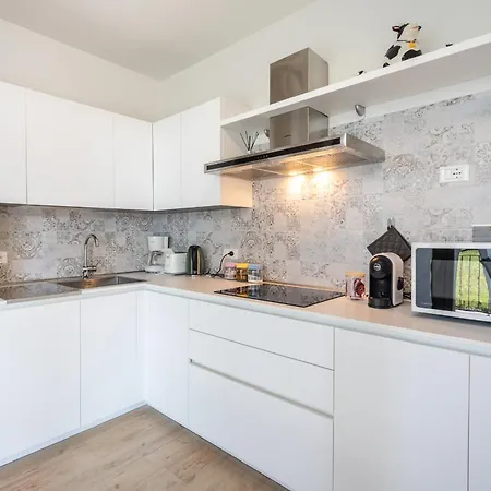 Relax Tra E Terme アパート